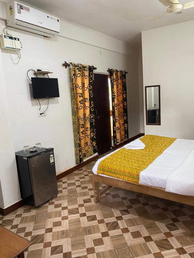 Baga Beach Prime Otel Dış mekan fotoğraf